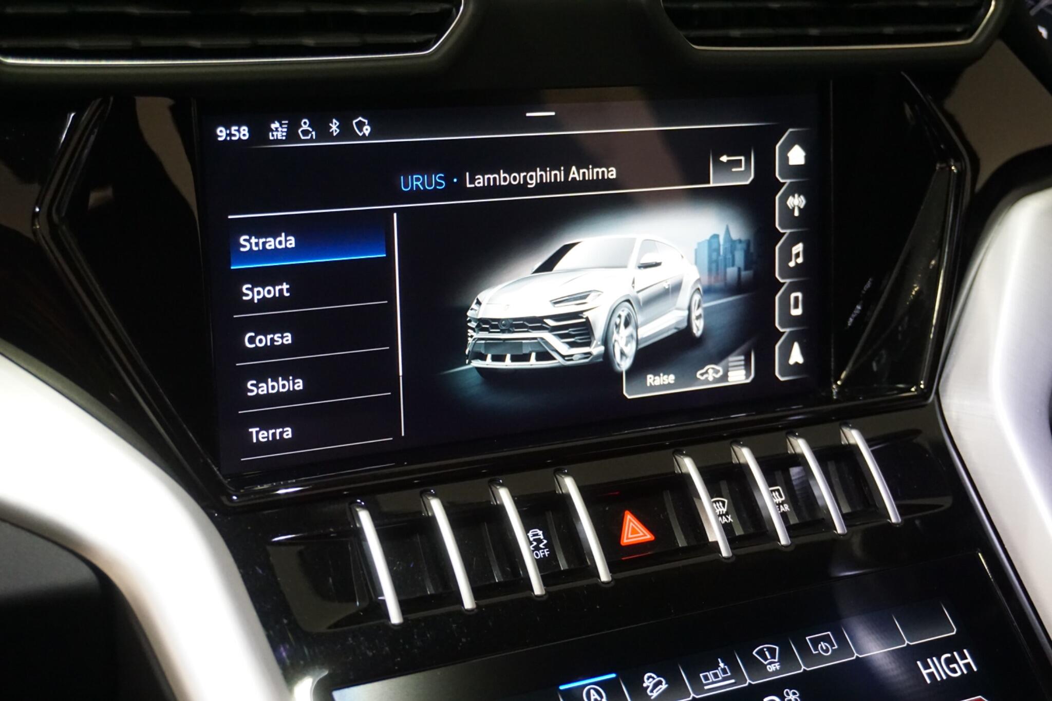 Lamborghini Urus 4.0 V8 BiTurbo SUV 5dr Petrol Auto 4WD Euro 6 (650 ps)